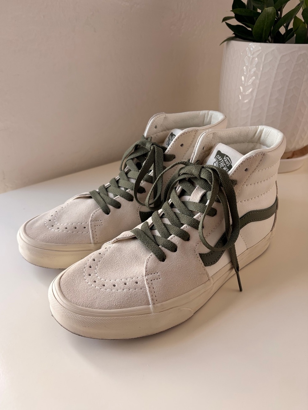 VANS Vintage Pop Sk8-Hi Sneakers